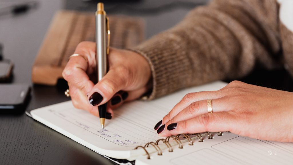 Online service provider writing down client journey